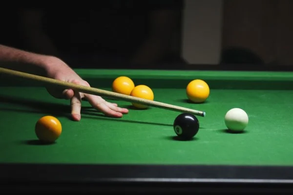 snooker player cue action